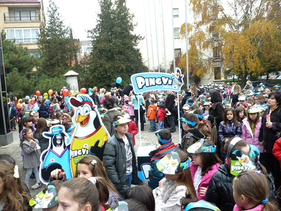 Викенд-забава за деца на скопското лизгалиште