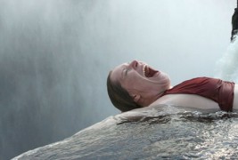 Рајско уживање во „базенот на ѓаволот“