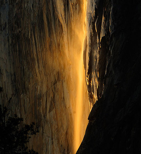 Златен водопад