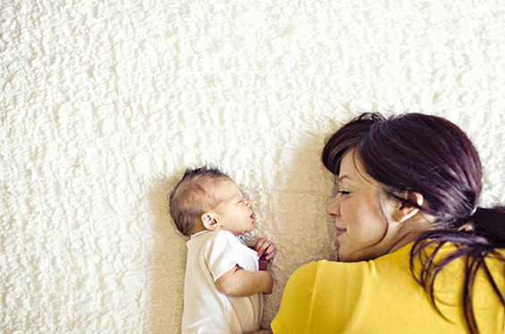 Фотографии кои морате да ги направите со вашето бебе