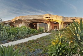 Куќата на Флинстонови во вистинскиот живот