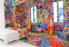 Соба декорирана со графити