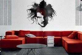 Винилни плочи со портрети на музички легенди