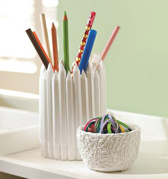 (19) Креативни држачи за вашиот прибор за пишување Креативни држачи за вашиот прибор за пишување