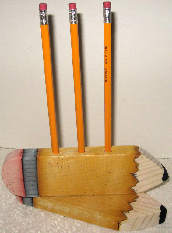 (23) Креативни држачи за вашиот прибор за пишување Креативни држачи за вашиот прибор за пишување