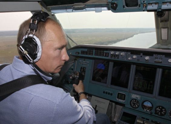 Владимир Путин – современиот Чак Норис