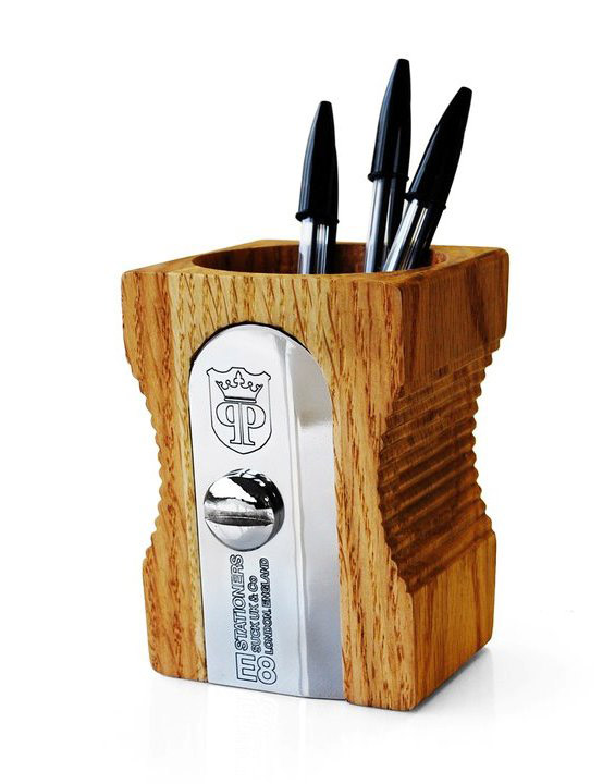 (8) Креативни држачи за вашиот прибор за пишување Креативни држачи за вашиот прибор за пишување