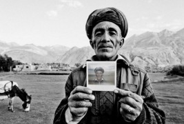Фотографии од Авганистанци кои никогаш не виделе фотоапарат