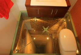 „Хорор“ тоалет на врвот од луксузна 15-катница