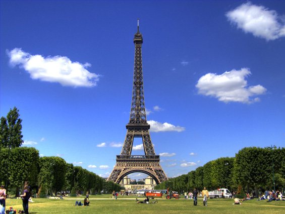 Париз најпосакувана дестинација на туристите