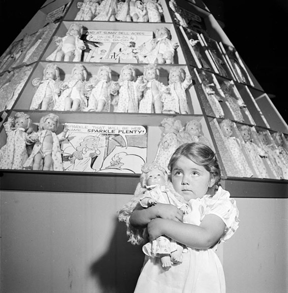 Фотографии од животот во 40-тите направени од единствениот Стенли Кјубрик