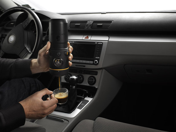 Апарат за кафе во вашиот автомобил