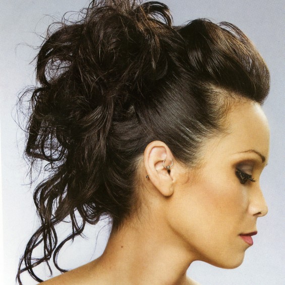 7 брзи и лесни фризури за секој ден