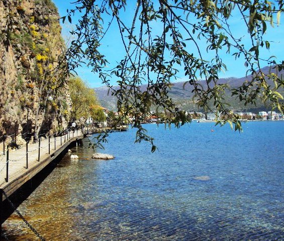 Пролетна прошетка во Охрид