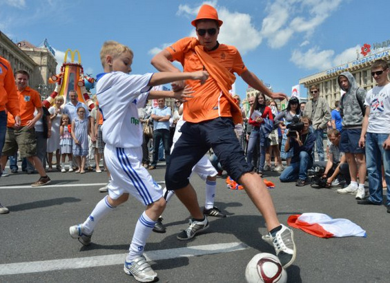 Навивачко шаренило на ЕУРО 2012