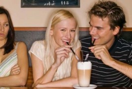 Кога минатото ја напаѓа сегашноста