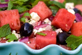 Салата со лубеница