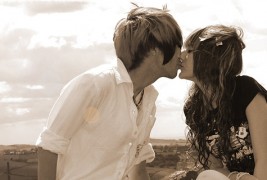 Во кој хороскопски знак е родена вашата љубовна врска?