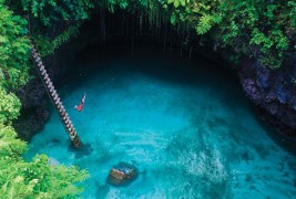 Адреналински скок во рајска дупка