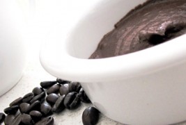 Маска од кафе и какао за свежо лице