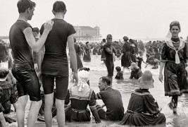 На плажа во 1900-тите