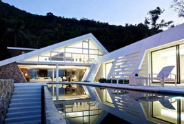 Прекрасна модерна вила во Тајланд