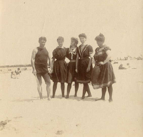 На плажа во 1900-тите