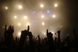 Која е подобра, поп или рок верзијата?