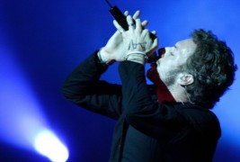 Мудри совети за животот од светските музички хитови