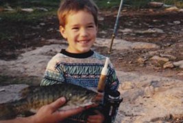 Средба со себеси преку фотографии од детството