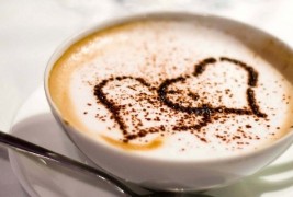 Толку многу љубов во шолја кафе