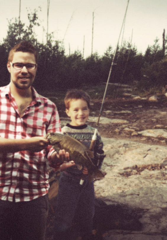 Средба со себеси преку фотографии од детството