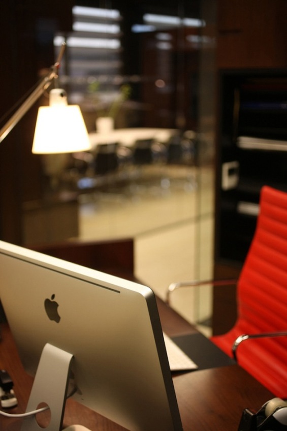 Модерна адвокатска канцеларија во Загреб