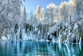 Зимската идила на Плитвичките Езера во Хрватска
