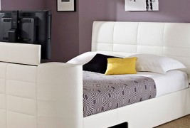 Брачни кревети со вграден телевизор