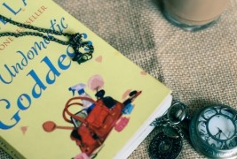 „Домаќинка од Бога дадена“ – Софи Кинсела