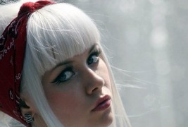 Идеи за фризури со марама во согласност со вашиот имиџ