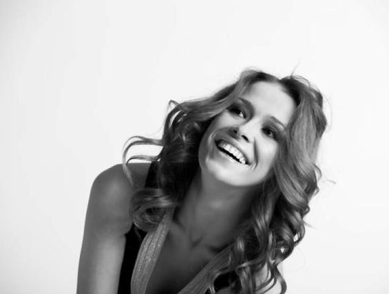 Стилот на македонската поп дива Каролина Гочева