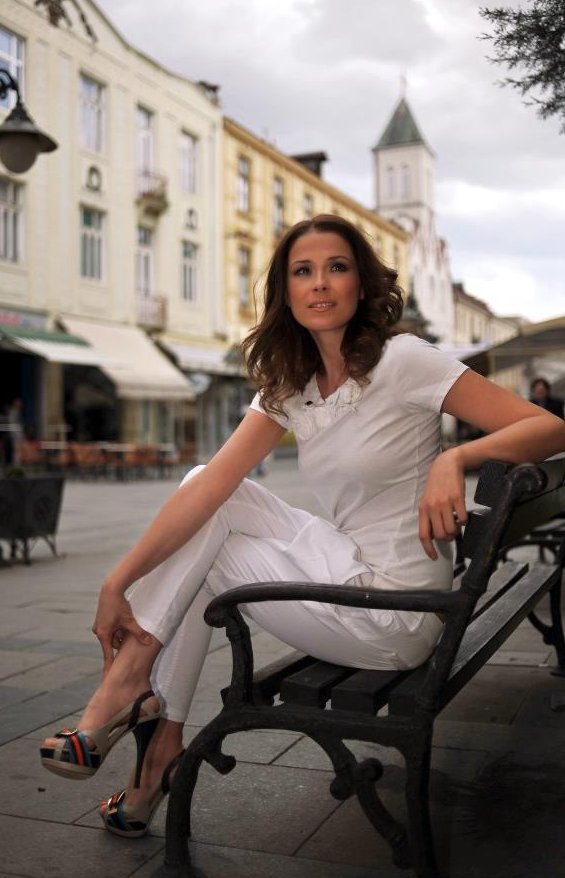Стилот на македонската поп дива Каролина Гочева