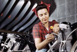 Жени и воени авиони - поинаков поглед кон историјата