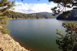 Зимска пладневна прошетка покрај Беровско Езеро