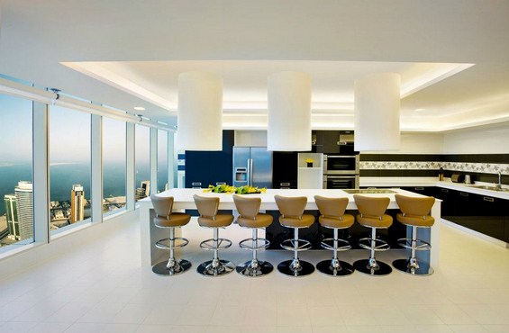 (18) Секси хотел кој ќе ве вивне во облаците Секси хотел кој ќе ве вивне во облаците