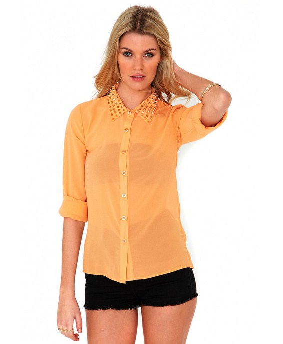 Пробајте го новиот смел тренд: Проѕирни блузи