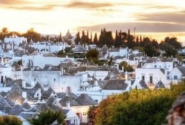 Италијанската верзија на хобитското село