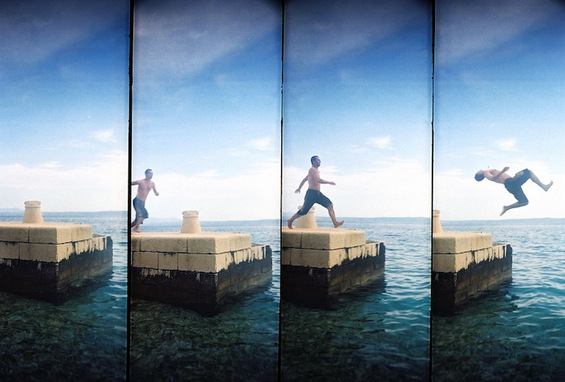 Убавите едноставни моменти во животот низ четири секвенци