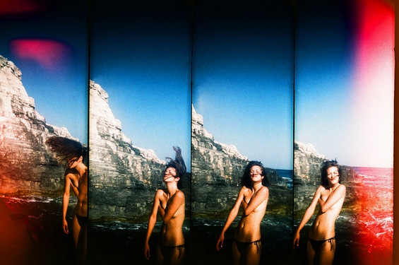 Убавите едноставни моменти во животот низ четири секвенци