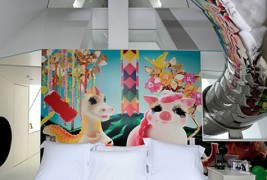 Авантуристички стан со внатрешен тобоган