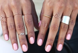 Моден тренд: миди прстени како дискретен детаљ