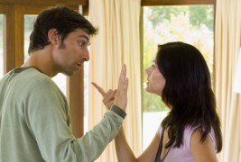 Пет ситуации во кои е подобро да премолчите