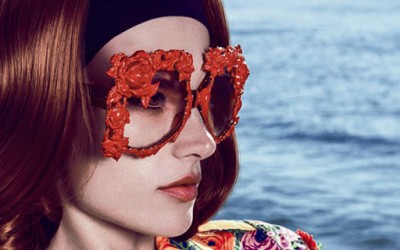 Шик очила за сонце со впечатливи декоративни елементи